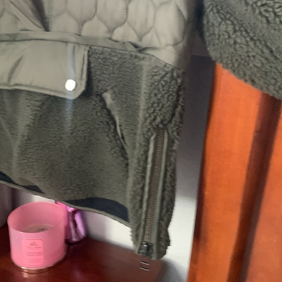 New without tags Veronica Beard Sherpa jacket - Picture 2 of 4